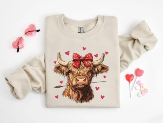 Highland Cow Valentine Sweatshirt